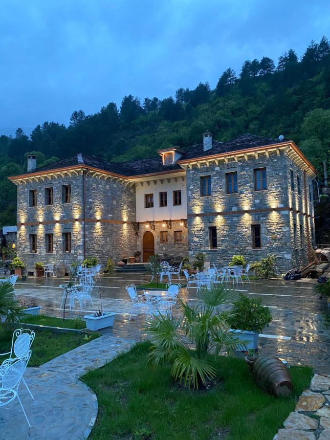 Hotel Kaso Ervehe Përmet Exterior foto